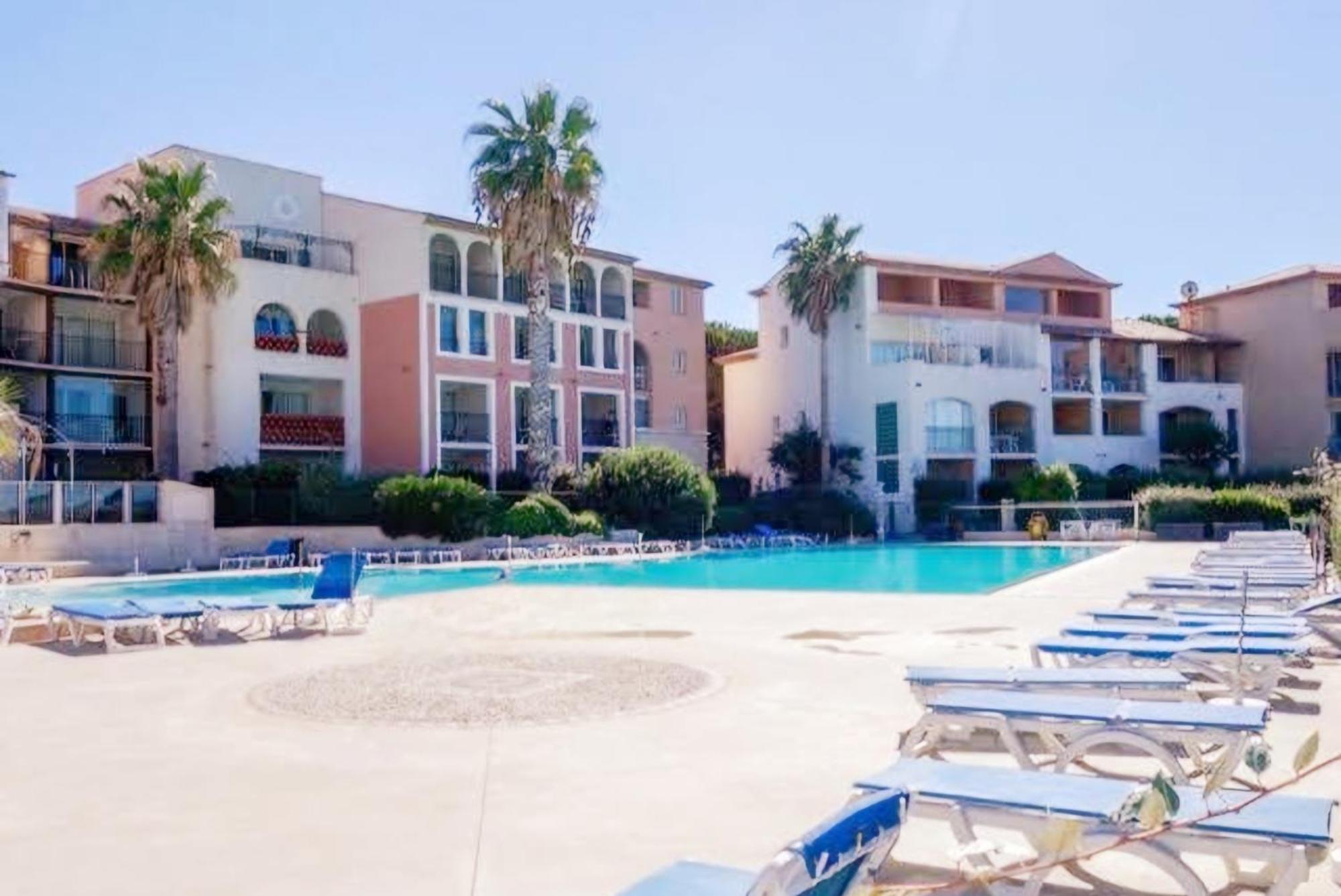 Appartement T2 - Bord De Mer - Piscine Six-Fours-les-Plages Exteriör bild